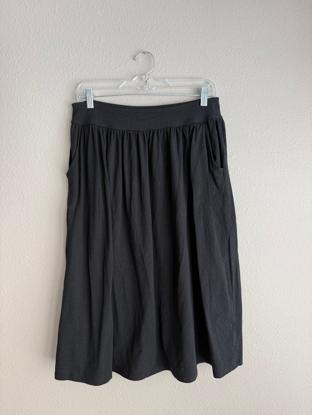 Hanna Andersson Women’s Sz M Knee Length Skirt Knit Black Pockets Pull On Cotton